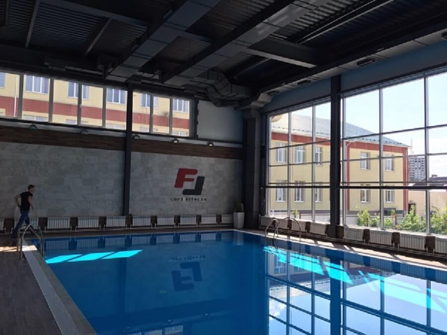 Бассейн Loft Fitness